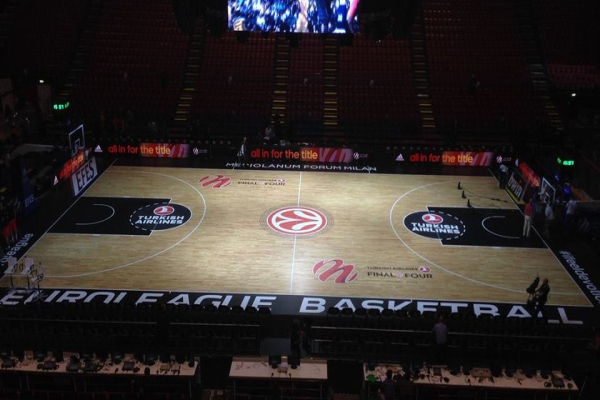 EUROLEAGUE-FINAL-FOUR-2014-MILAN-PORTABLE-SPORTS-PARQUET-FLOOR-DALLA-RIVA-ITALY.jpg