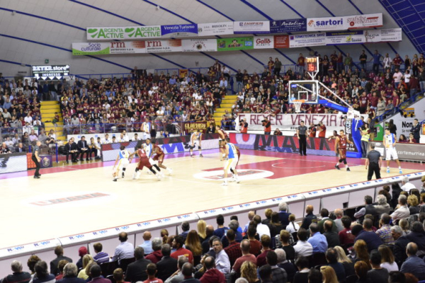 Basketball-finals-playoffs-reyer-venice-sports-flooring-dalla-riva-sportfloors-itay-2017-01.jpg