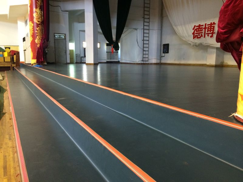 舞蹈地胶,舞台地胶