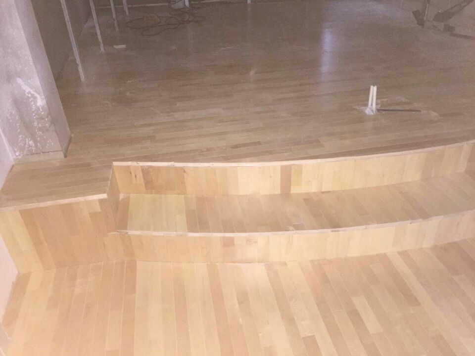 舞台木地板--昌平八仙别墅成功案例