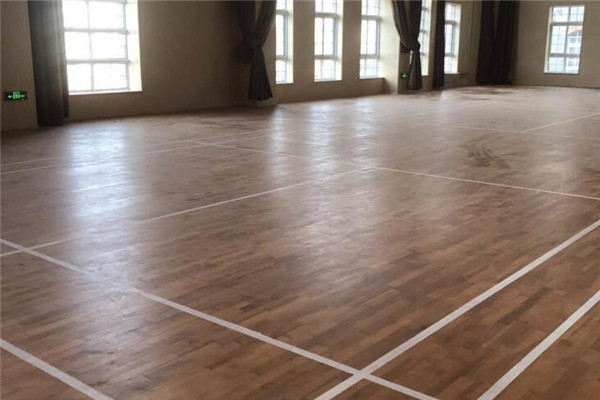 运动木地板和舞台木地板--江苏省镇江市第六中学成功案例